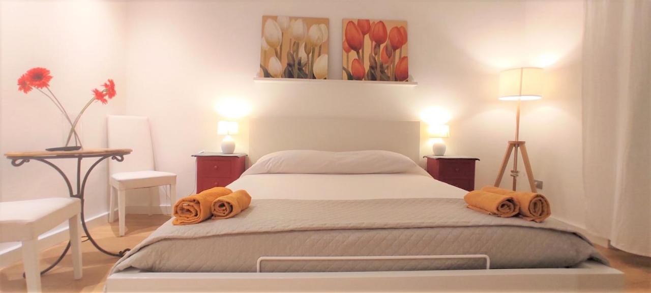 Bed and Breakfast Living Cagliari Marina Exterior foto